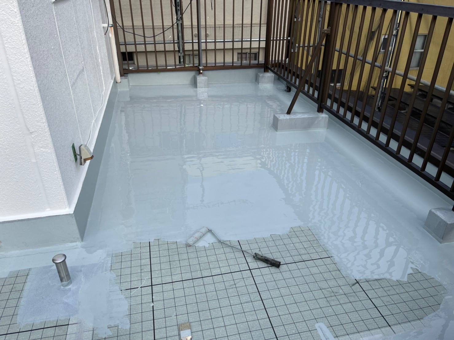 ウレタン防水の施工風景