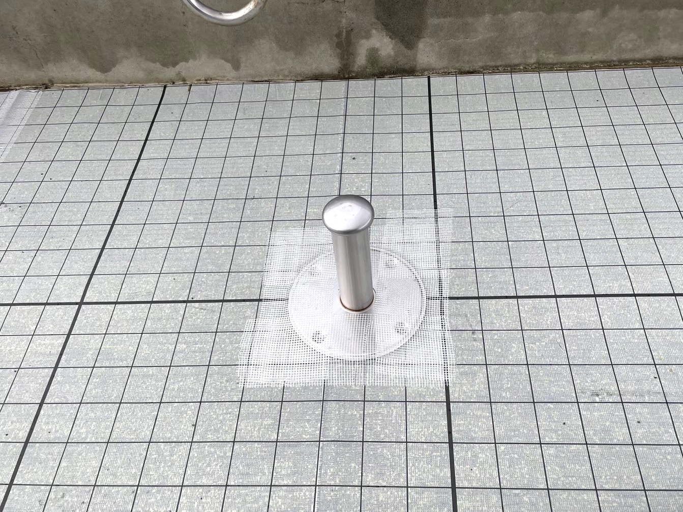 ウレタン防水通気緩衝工法の脱気筒