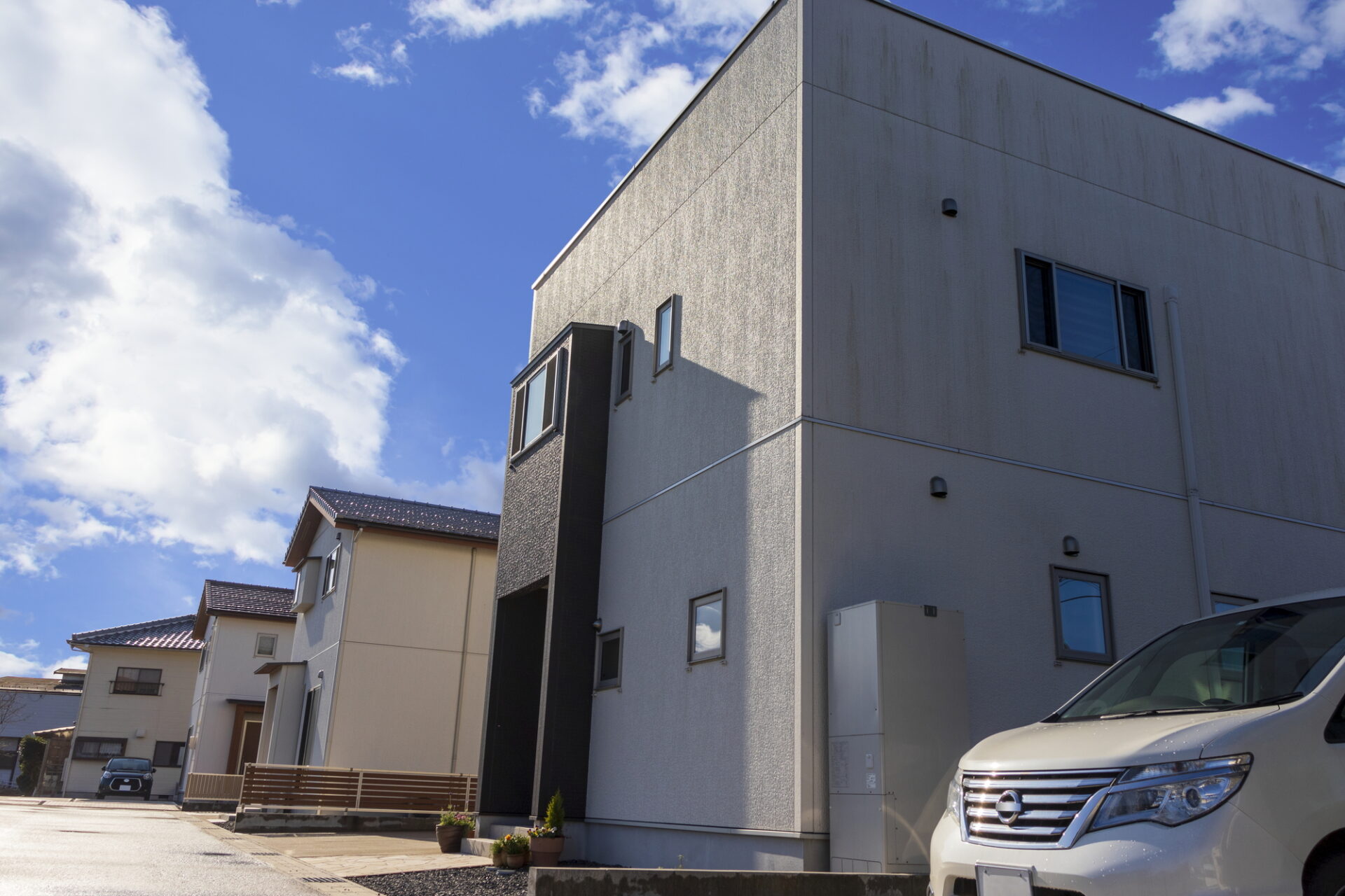 陸屋根とは｜特徴と他の屋根との違い