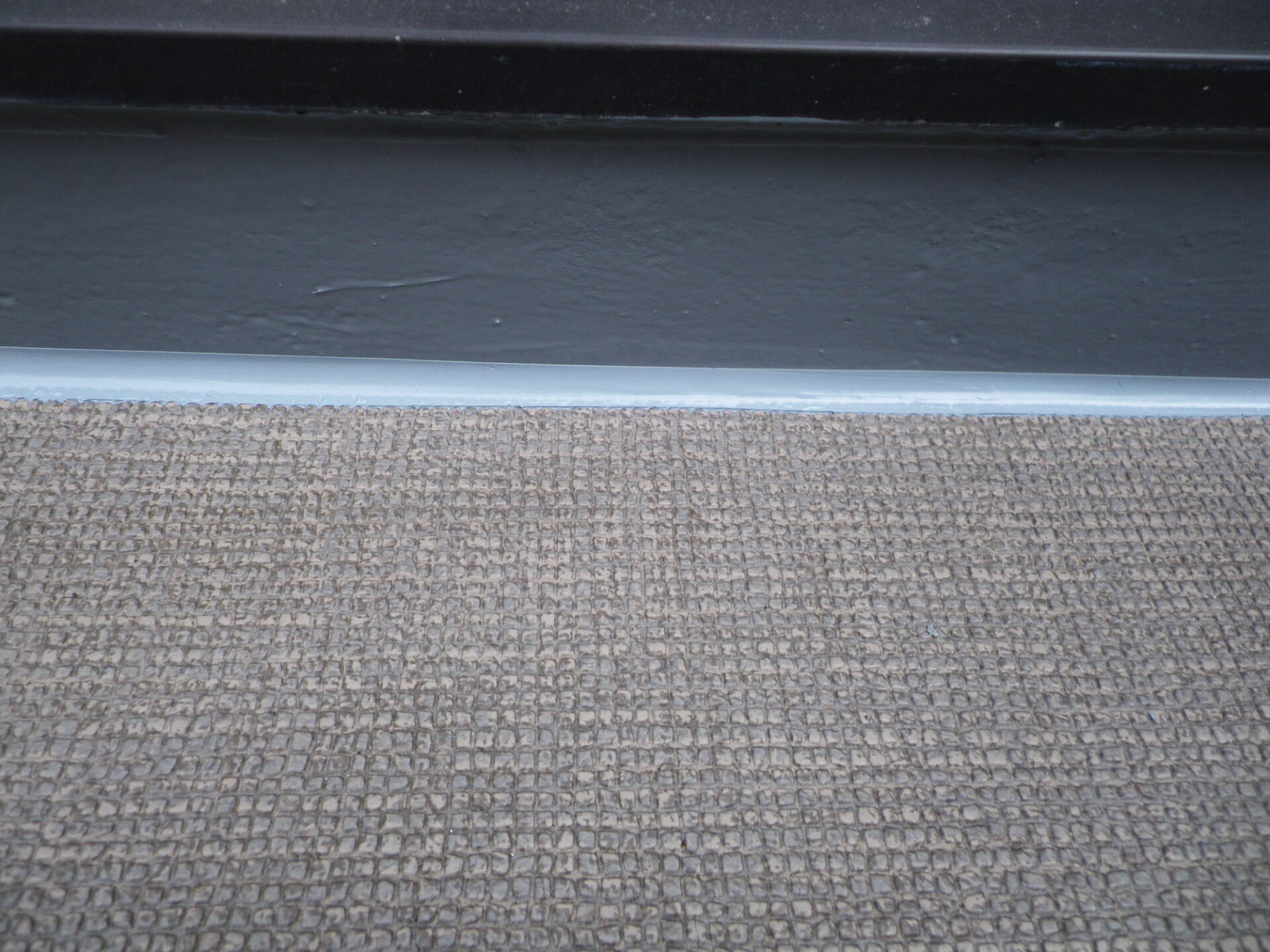 マンション共用廊下・階段の防水工事で注意したいポイント